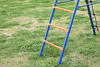 Columpio doble y escalada