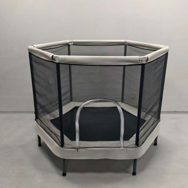 Trampol&iacute;n hexagonal para ni&ntilde;os de 5 pies con red de seguridad
